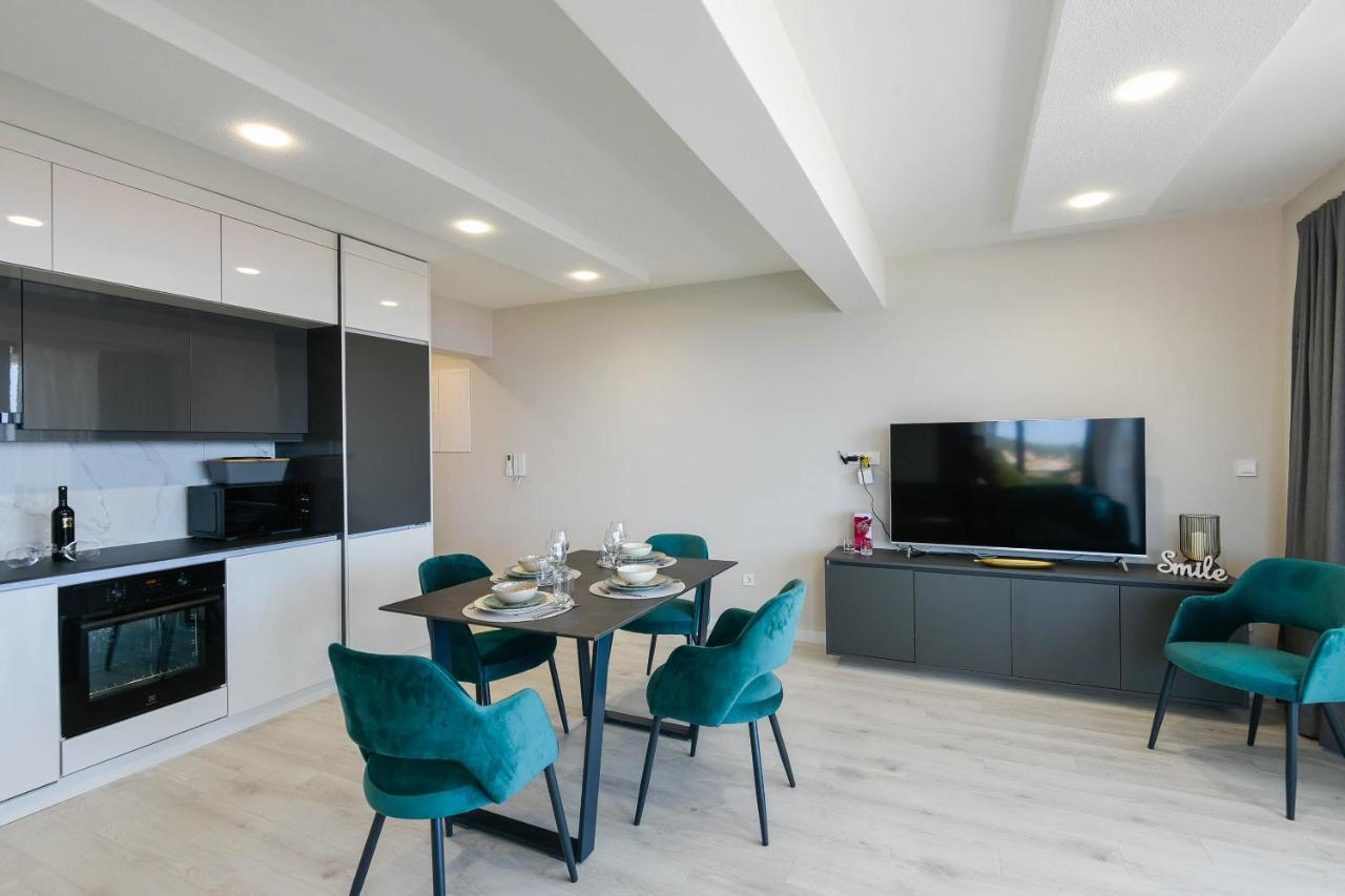 Sunny Day Luxury Holiday Apartments Orebic Exterior photo