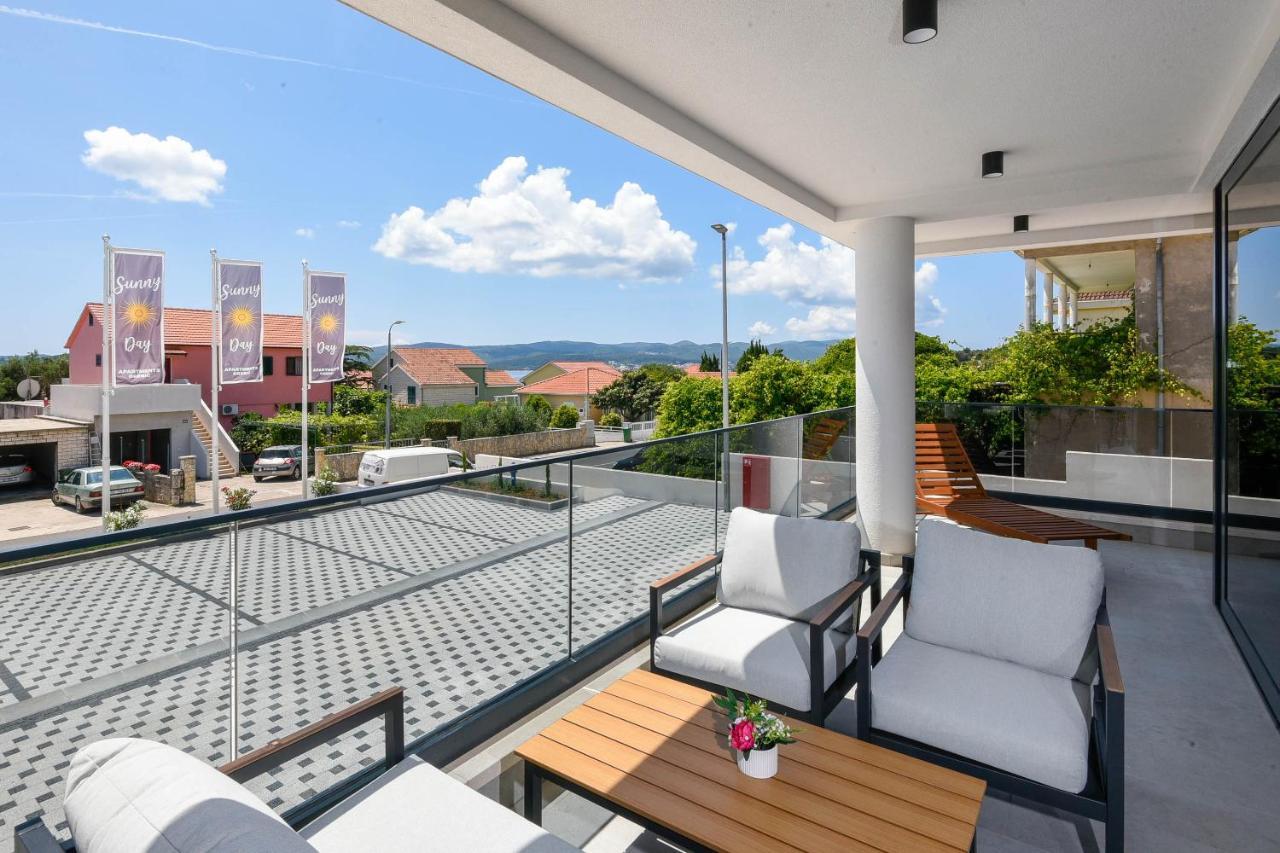 Sunny Day Luxury Holiday Apartments Orebic Exterior photo