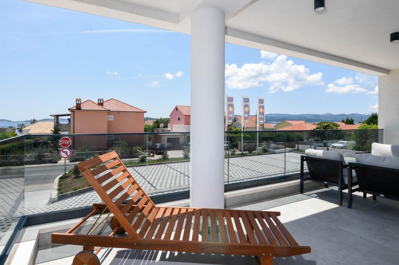 Sunny Day Luxury Holiday Apartments Orebic Exterior photo