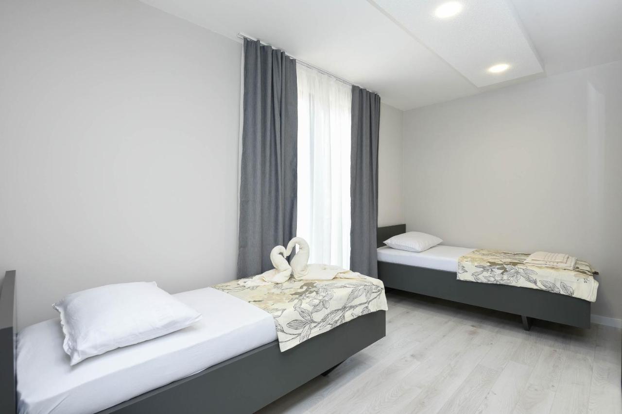 Sunny Day Luxury Holiday Apartments Orebic Exterior photo